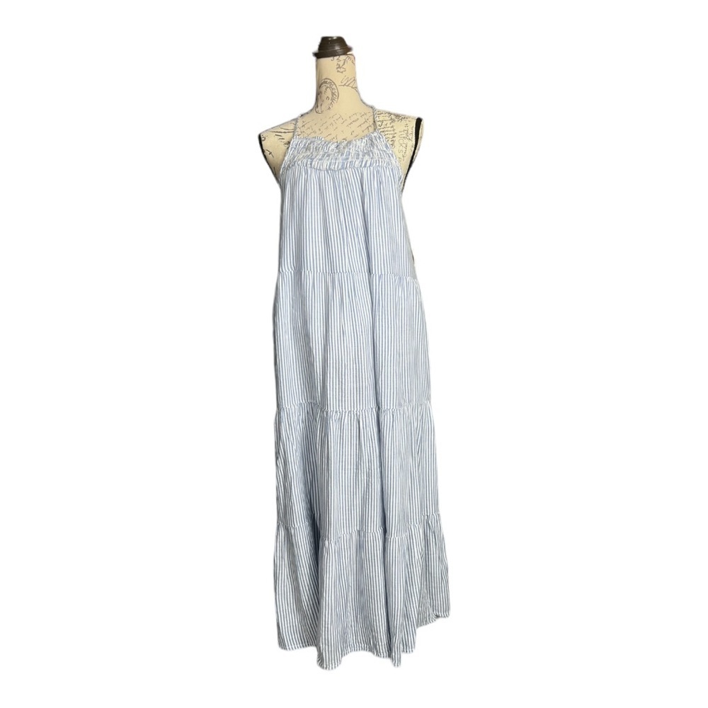 Elan tiered halter maxi dress, size medium. New without tags - Picture 2 of 10